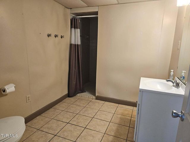 612 Oakwood Avenue, Pennington Gap, VA 24277