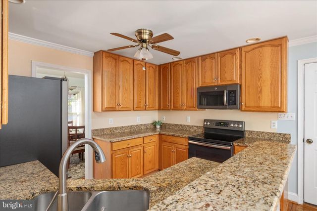 1132 HAPPY RIDGE DR, Front Royal, VA 22630