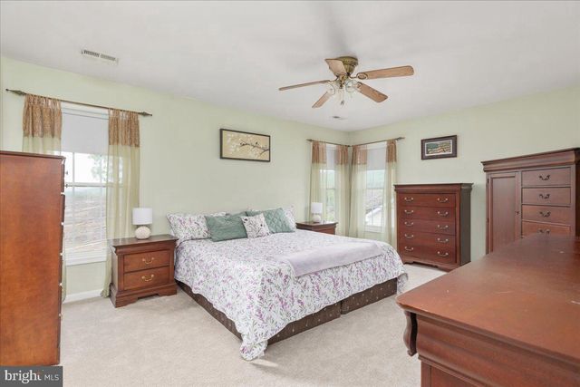 1132 HAPPY RIDGE DR, Front Royal, VA 22630