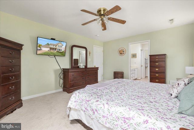 1132 HAPPY RIDGE DR, Front Royal, VA 22630