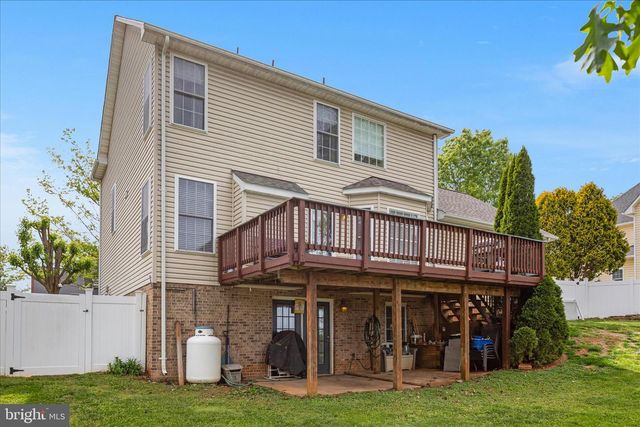 1132 HAPPY RIDGE DR, Front Royal, VA 22630
