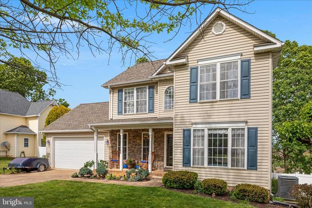 1132 HAPPY RIDGE DR, Front Royal, VA 22630