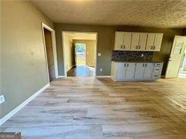 1059 Soapstone Lane, Riverdale, GA 30296