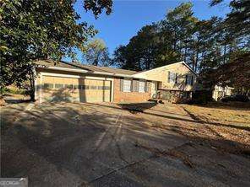 1059 Soapstone Lane, Riverdale, GA 30296