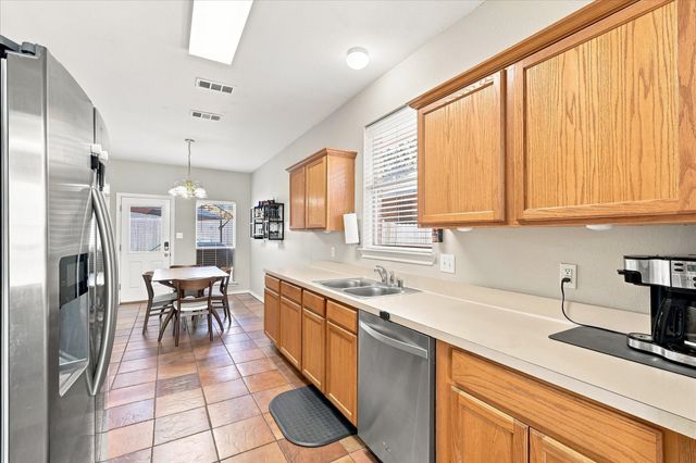 321 Texas Drive, Lake Dallas, TX 75065