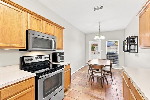 321 Texas Drive, Lake Dallas, TX 75065