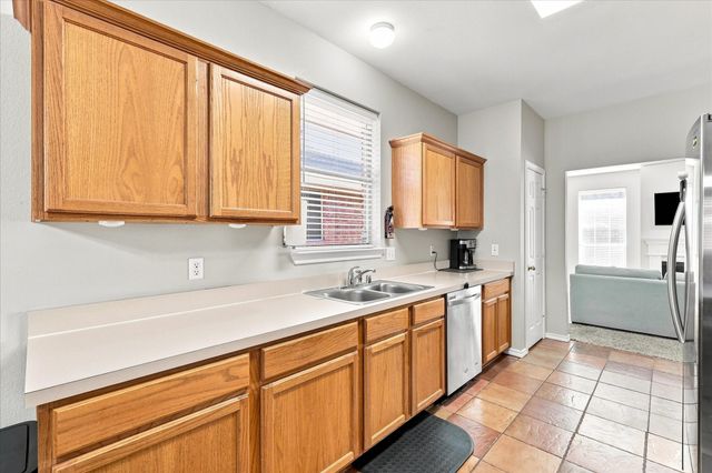 321 Texas Drive, Lake Dallas, TX 75065
