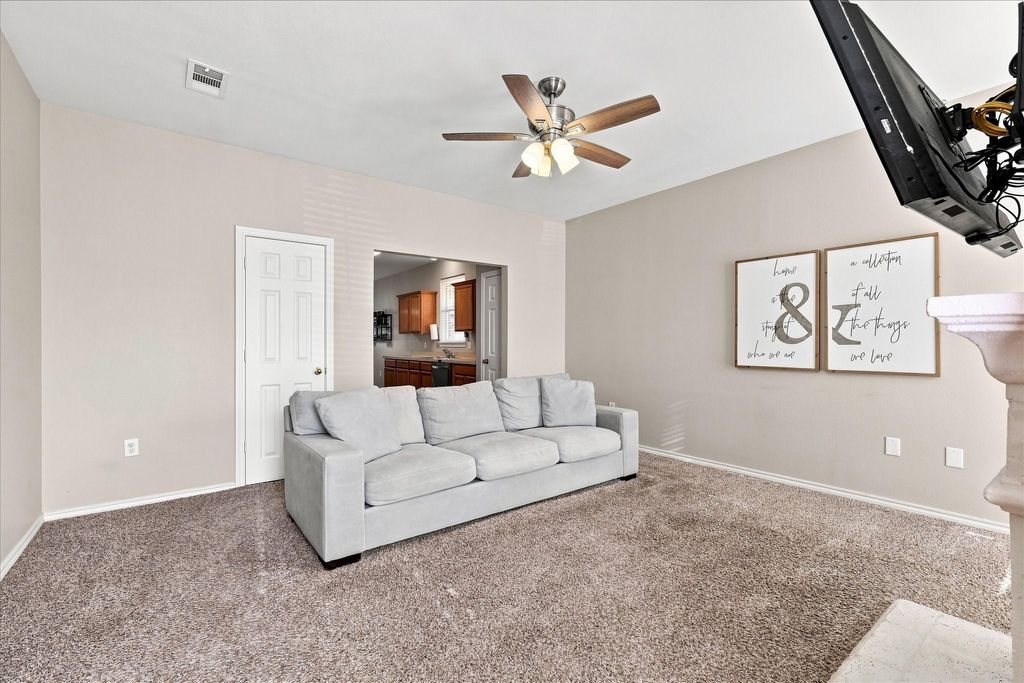 321 Texas Drive, Lake Dallas, TX 75065 — photo 5