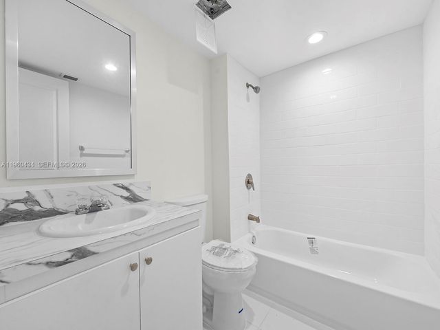 1750 NW 27th Ave 0, Miami, FL 33125