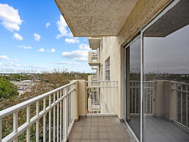 1750 NW 27th Ave 0, Miami, FL 33125