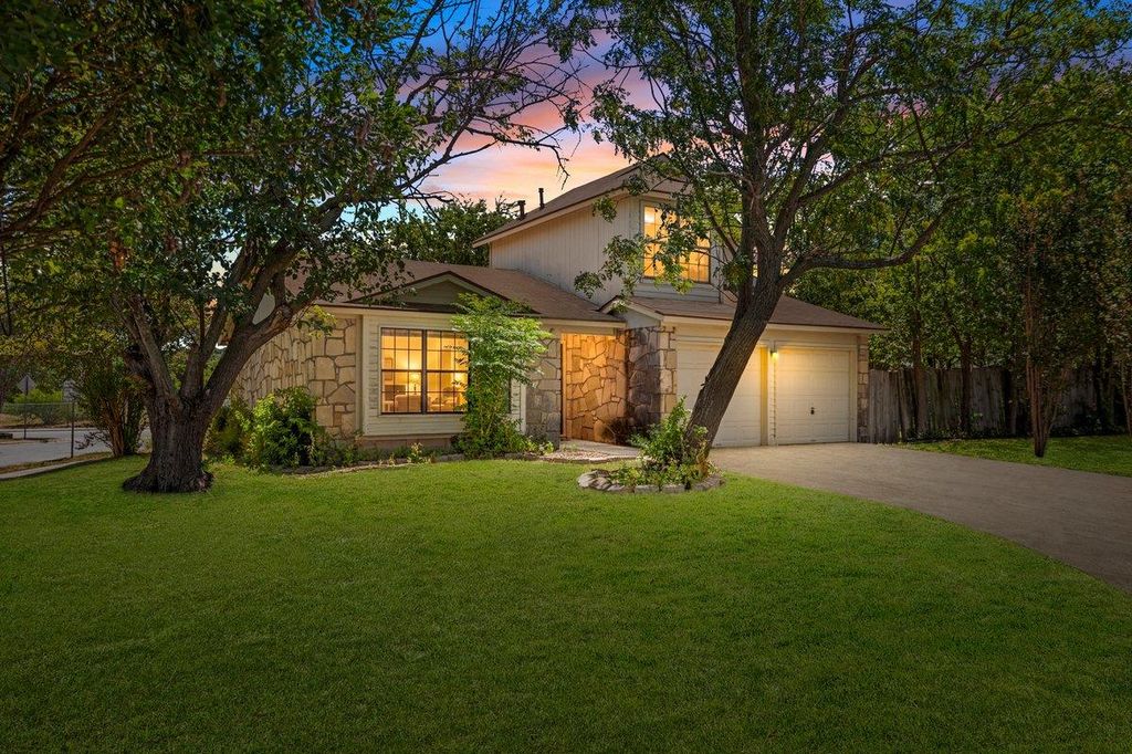 1001 Tamra CV, Round Rock, TX 78681