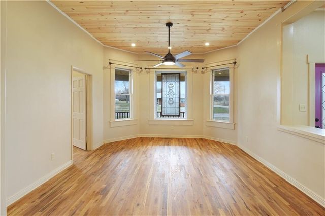 1000 Briggs Avenue, Parsons, KS 67357