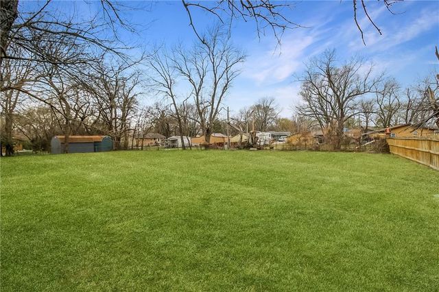 1000 Briggs Avenue, Parsons, KS 67357