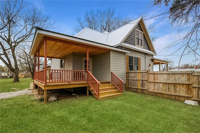 1000 Briggs Avenue, Parsons, KS 67357