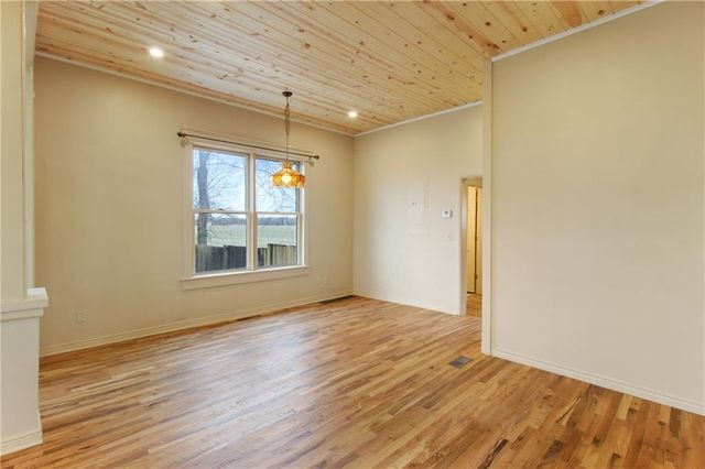 1000 Briggs Avenue, Parsons, KS 67357