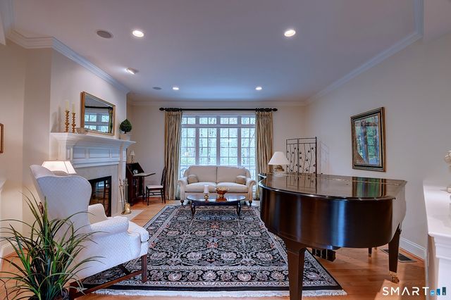 37 Hanover Fields Road, Glastonbury, CT 06033