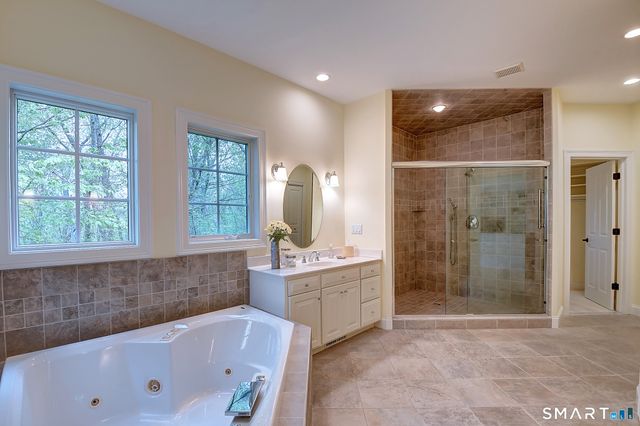 37 Hanover Fields Road, Glastonbury, CT 06033