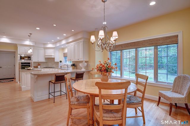 37 Hanover Fields Road, Glastonbury, CT 06033