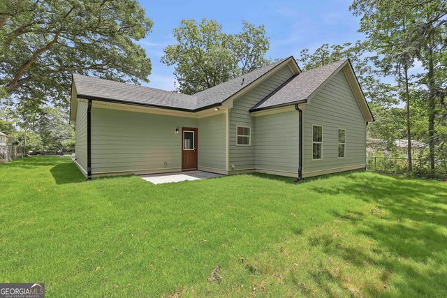 95 Pope Street, Newnan, GA 30263