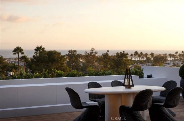 2519 Harbor View Drive, Corona Del Mar, CA 92625