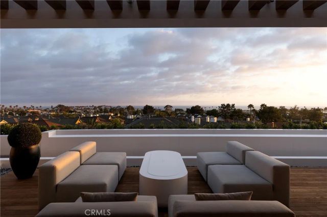 2519 Harbor View Drive, Corona Del Mar, CA 92625