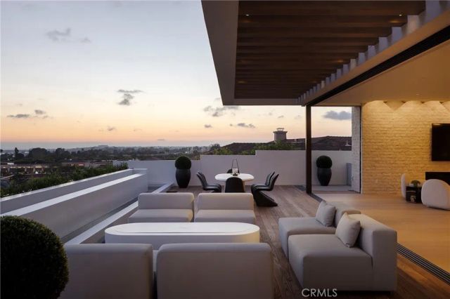 2519 Harbor View Drive, Corona Del Mar, CA 92625