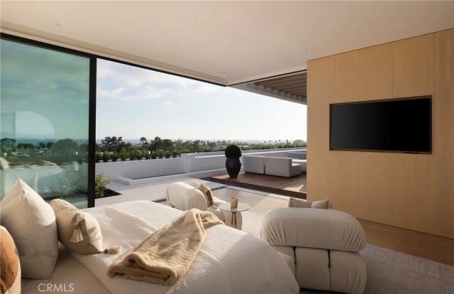 2519 Harbor View Drive, Corona Del Mar, CA 92625