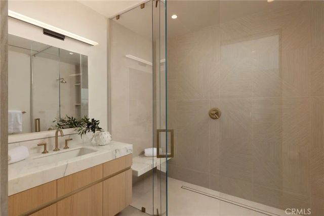 2519 Harbor View Drive, Corona Del Mar, CA 92625