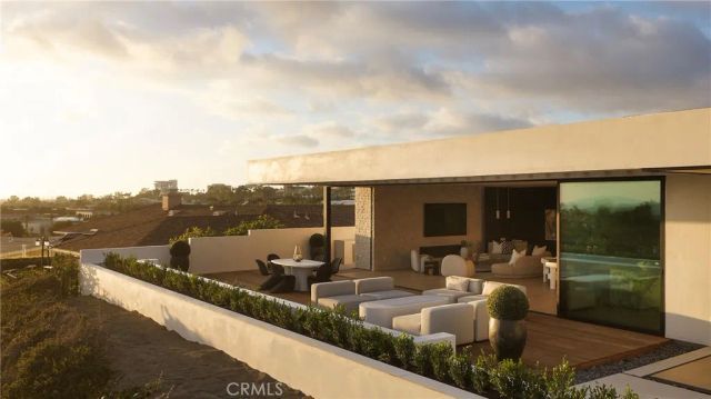 2519 Harbor View Drive, Corona Del Mar, CA 92625