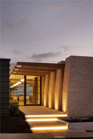 2519 Harbor View Drive, Corona Del Mar, CA 92625