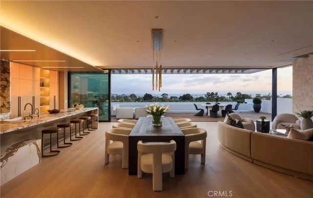2519 Harbor View Drive, Corona Del Mar, CA 92625