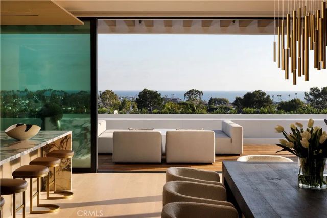 2519 Harbor View Drive, Corona Del Mar, CA 92625