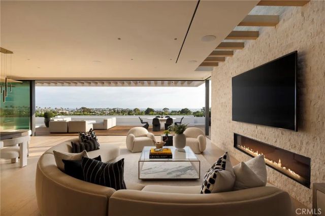2519 Harbor View Drive, Corona Del Mar, CA 92625