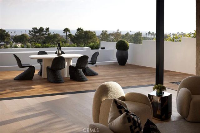 2519 Harbor View Drive, Corona Del Mar, CA 92625