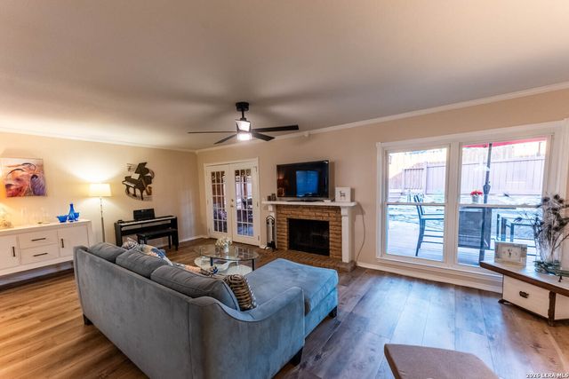 201 Crosswood, Universal City, TX 78148