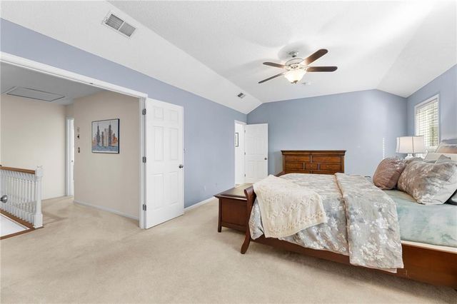 8041 Acuff Lane, Lenexa, KS 66215