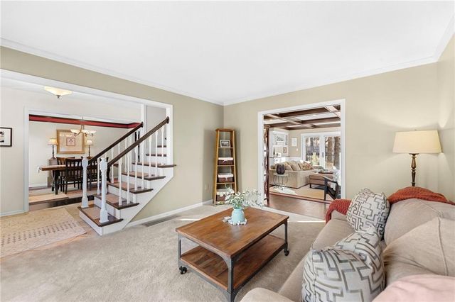 8041 Acuff Lane, Lenexa, KS 66215