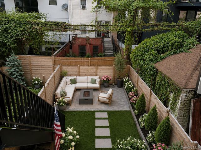 1009 Hancock Street 2R, Brooklyn, NY 11221