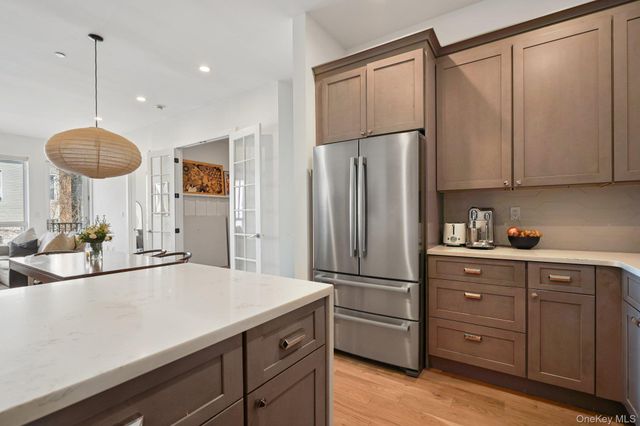1009 Hancock Street 2R, Brooklyn, NY 11221