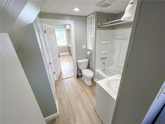615 Broad St, City Of Washington, PA 15301