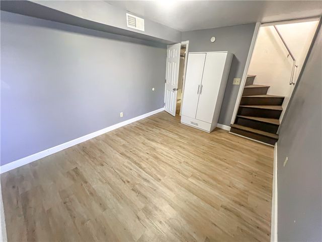 615 Broad St, City Of Washington, PA 15301