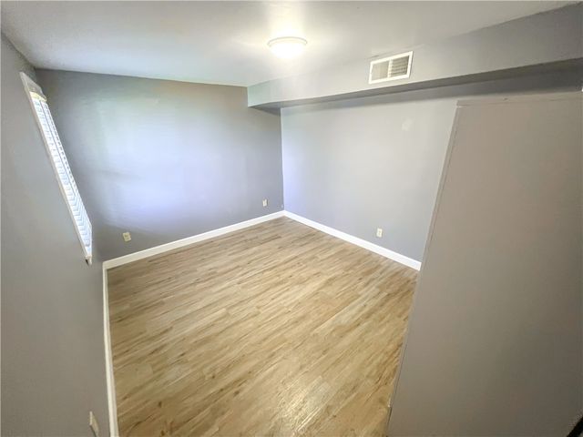 615 Broad St, City Of Washington, PA 15301
