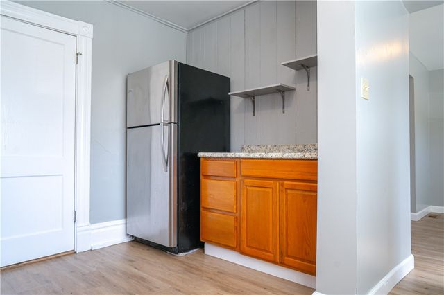 615 Broad St, City Of Washington, PA 15301