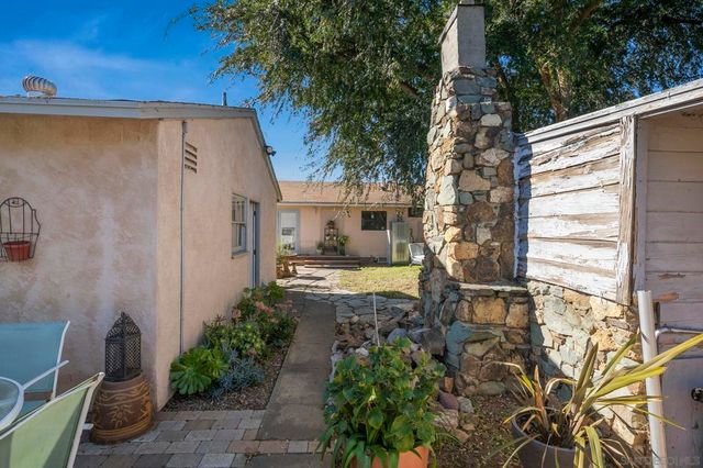 7263 Blackton Dr, La Mesa, CA 91941