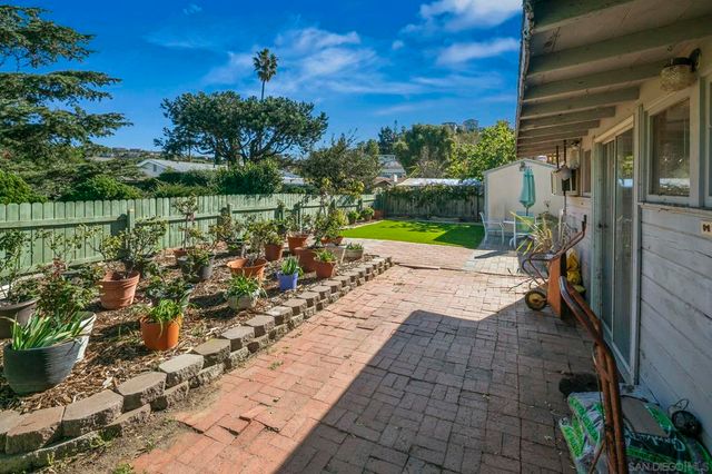 7263 Blackton Dr, La Mesa, CA 91941