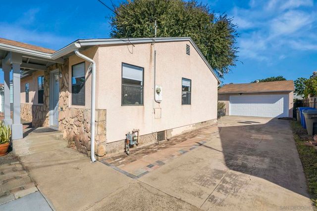 7263 Blackton Dr, La Mesa, CA 91941