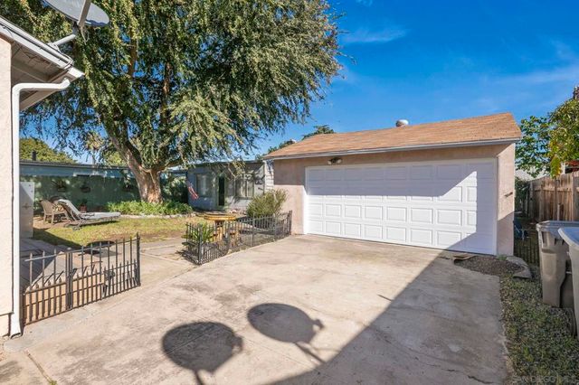 7263 Blackton Dr, La Mesa, CA 91941