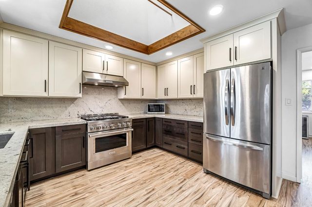 7656 N Hayston Avenue, Fresno, CA 93720