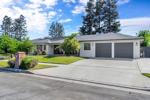 7656 N Hayston Avenue, Fresno, CA 93720