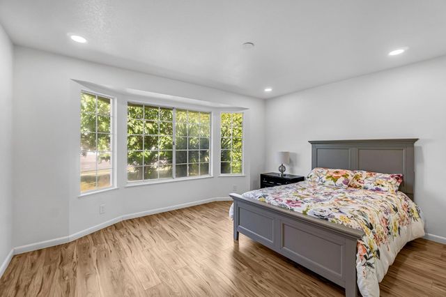 7656 N Hayston Avenue, Fresno, CA 93720